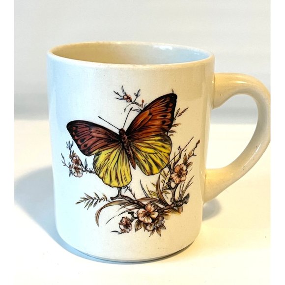 Vtg Butterfly Made In USA Stamped Coffee Cup Mug Boho Retro Kitchy - Picture 1 of 6